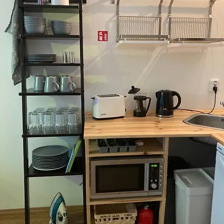 Minimal Hostel No 41-2